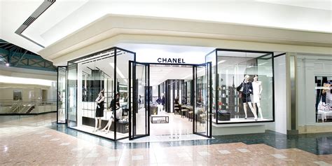 shop chanel near me.